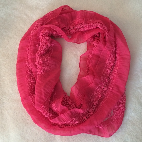 Electric pink scarf! 💕 - Picture 1 of 4